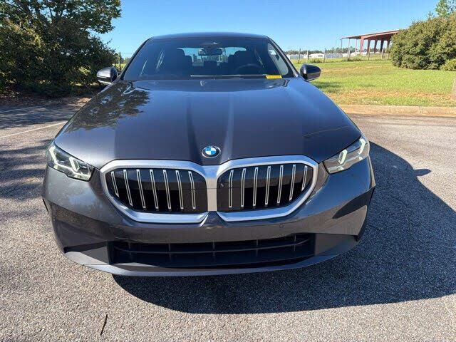 2025 BMW 530i