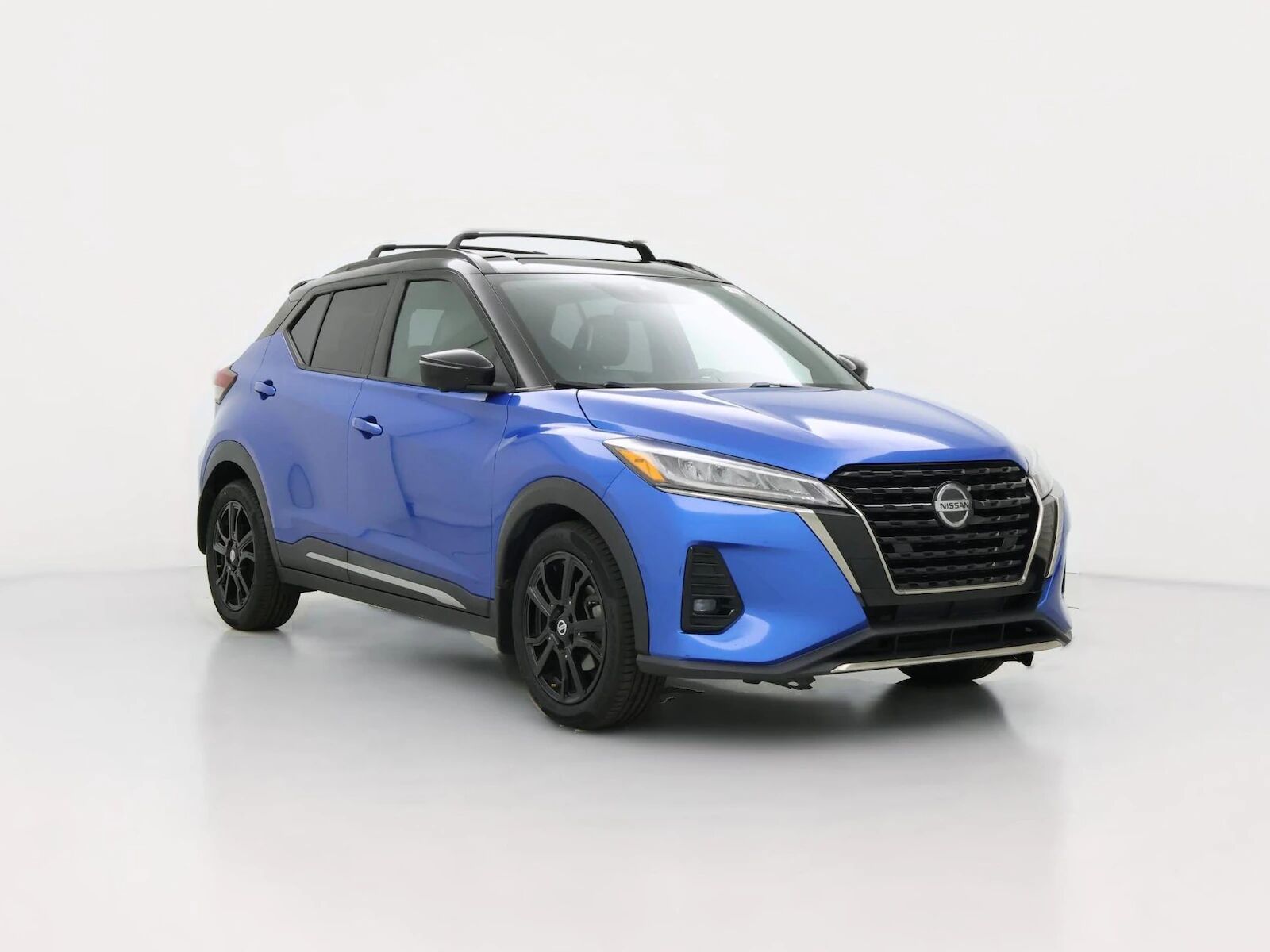 2021 NISSAN Kicks