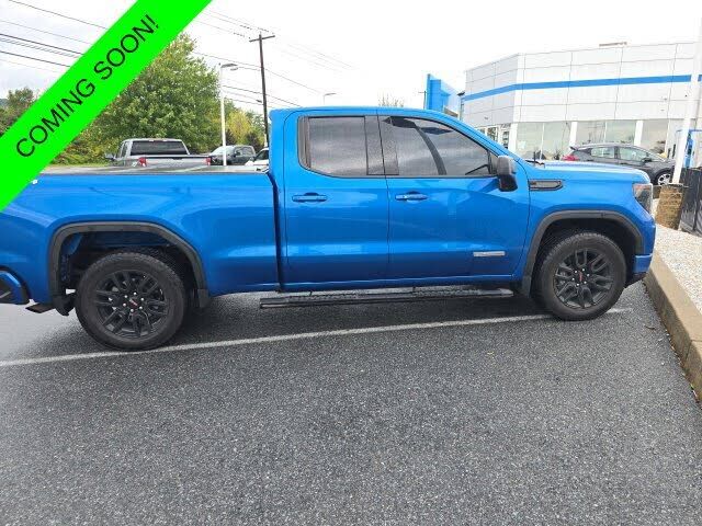 2023 GMC Sierra