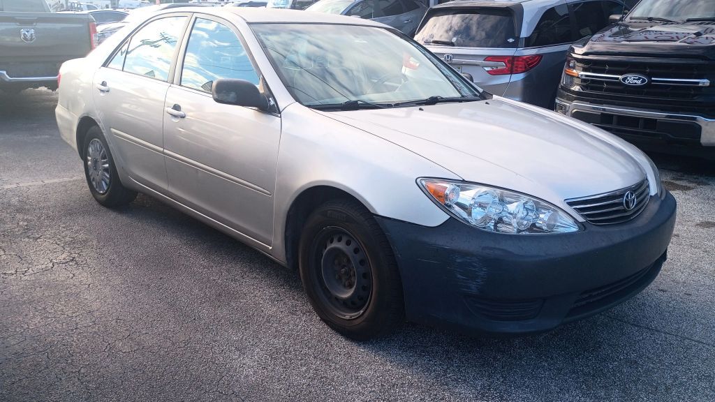 2005 TOYOTA Camry