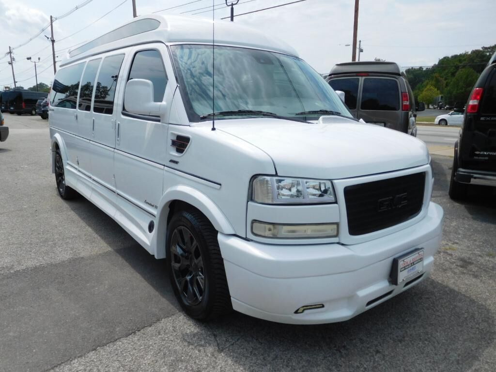2024 GMC Savana