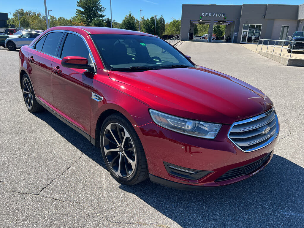 2016 FORD Taurus