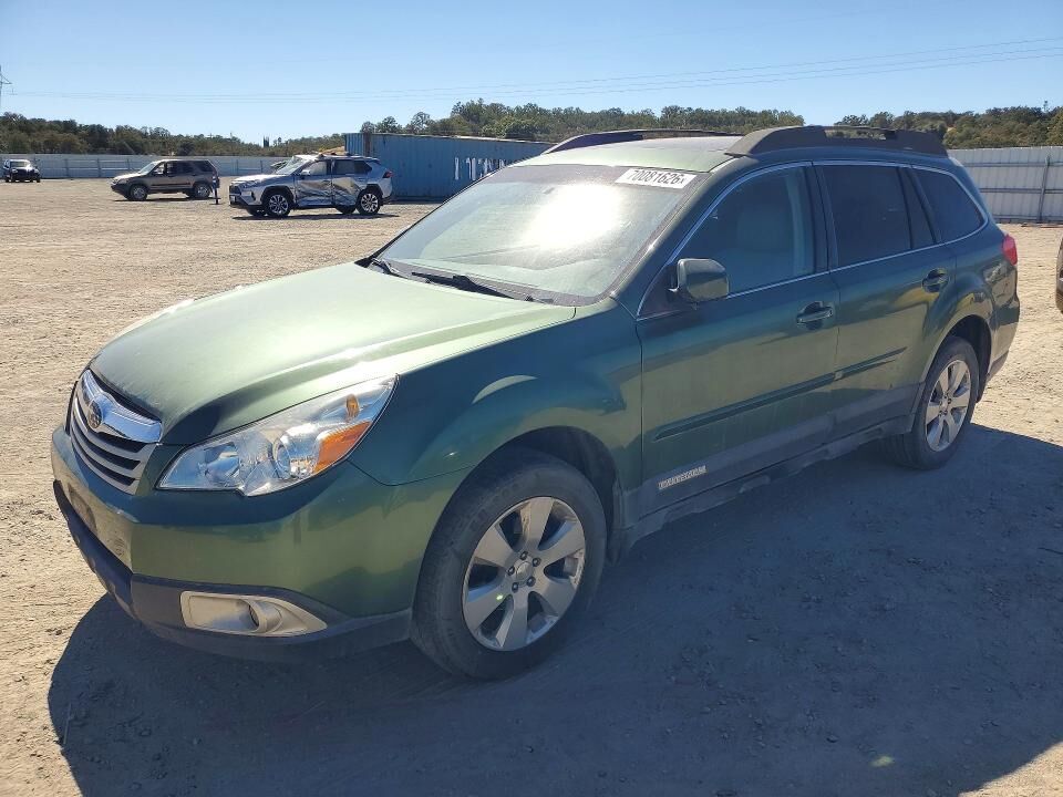 2012 SUBARU Outback