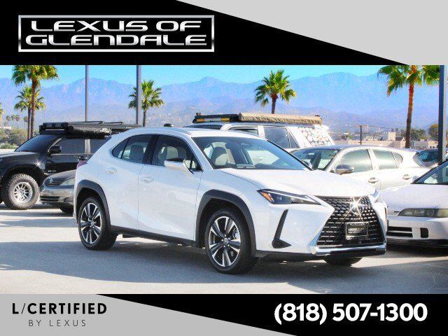 2025 LEXUS UX