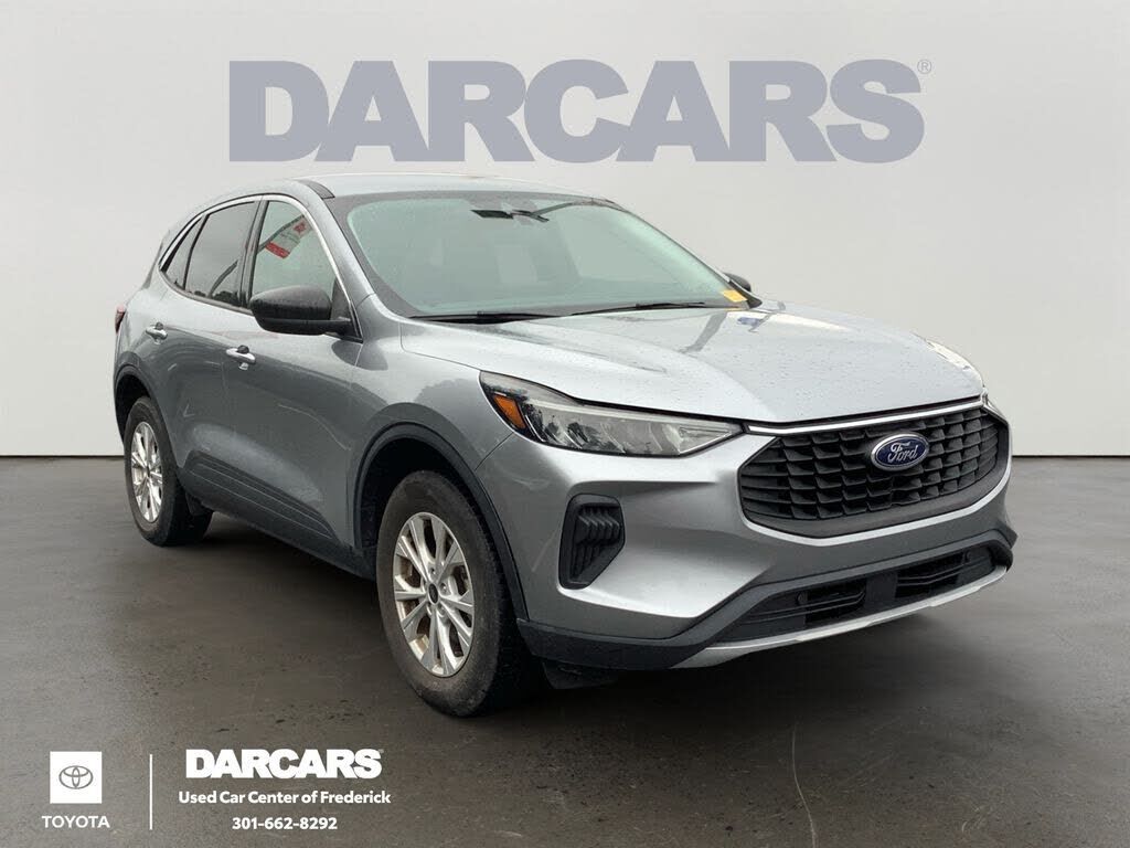 2024 FORD Escape
