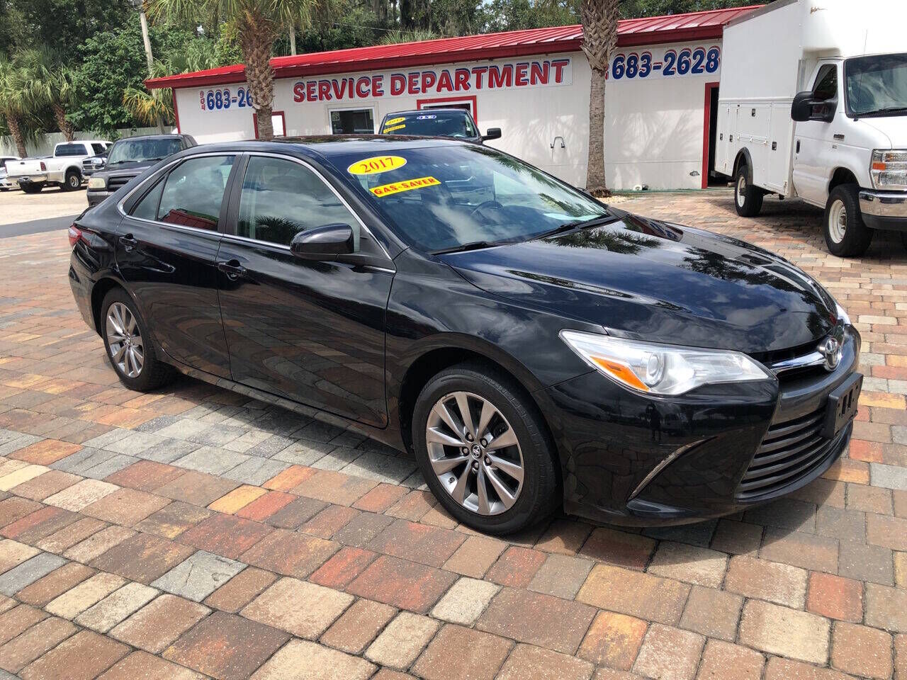 2017 TOYOTA Camry