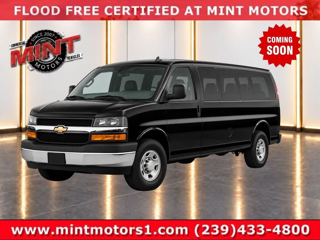 2020 CHEVROLET Express