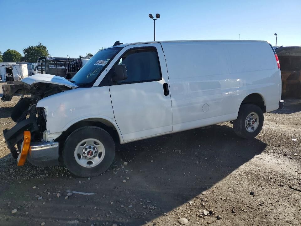 2024 GMC Savana