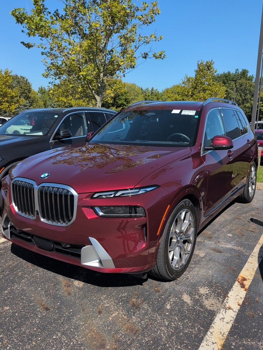 2026 BMW X7