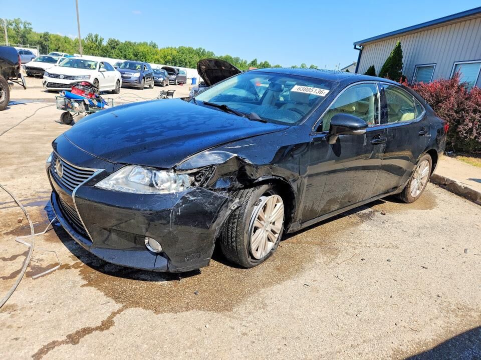 2013 LEXUS ES