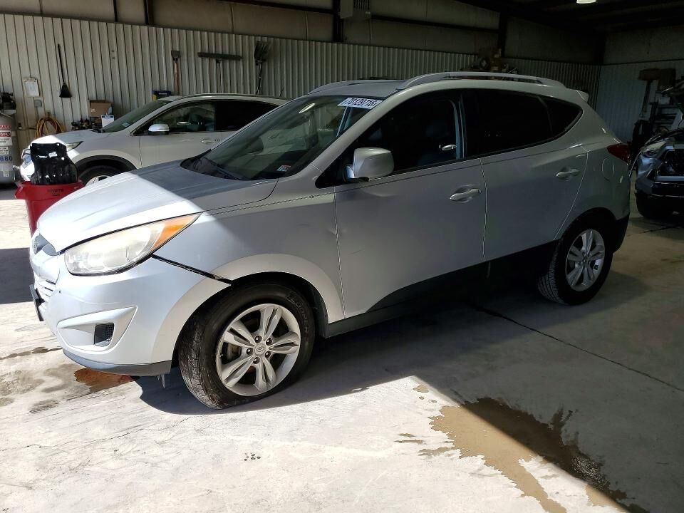 2011 HYUNDAI Tucson