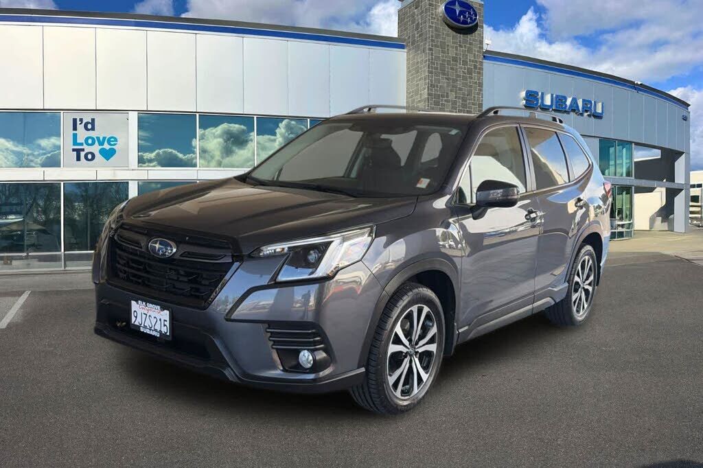2023 SUBARU Forester