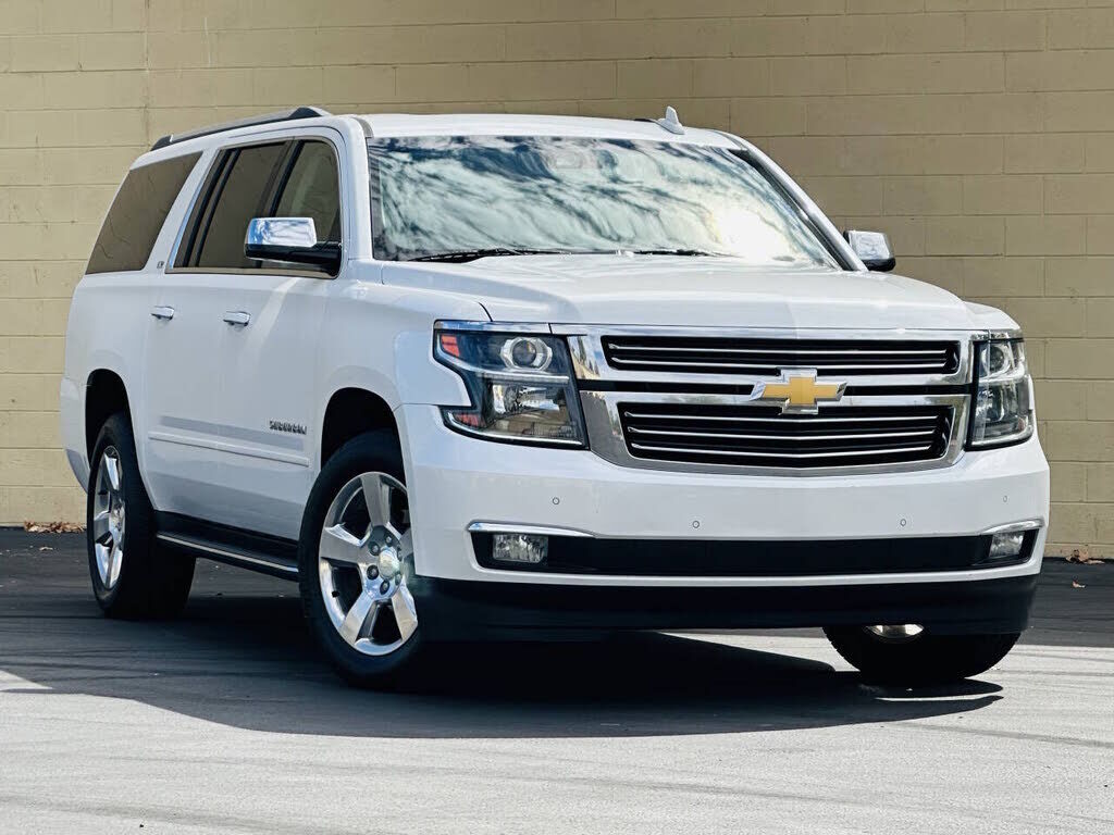 2016 CHEVROLET Suburban