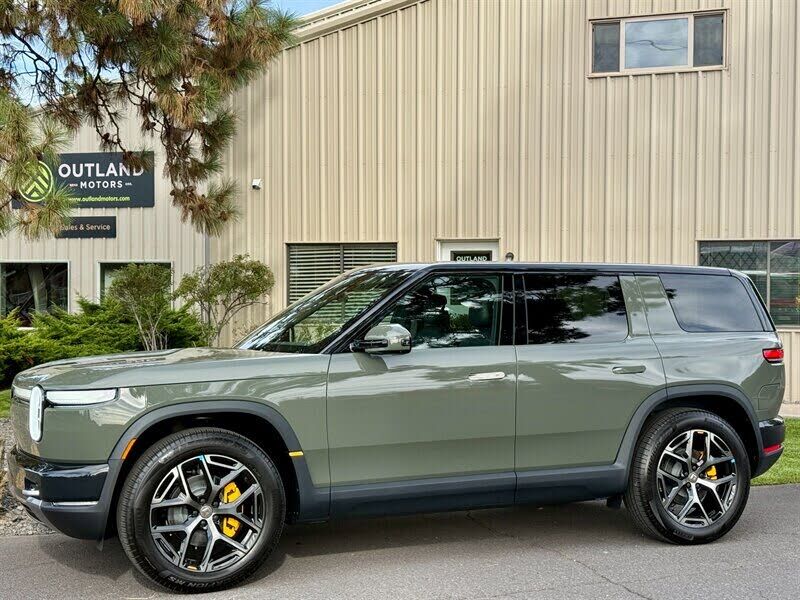 2027 RIVIAN R2