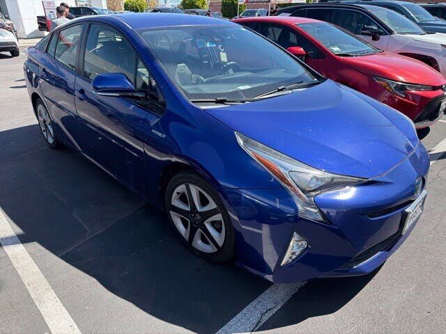 2016 TOYOTA PRIUS