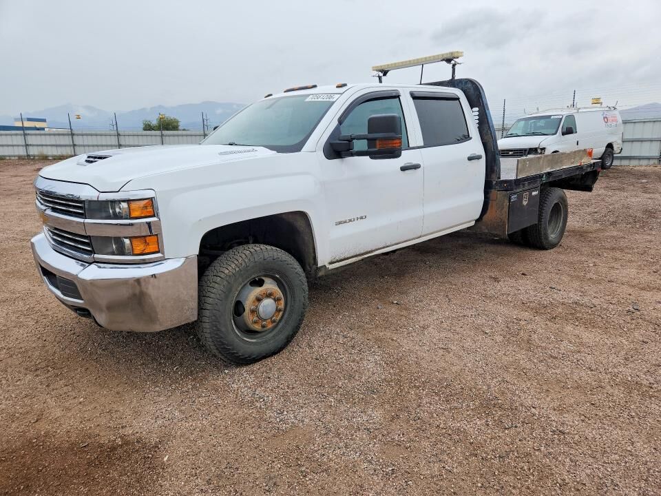 2018 CHEVROLET Silverado
