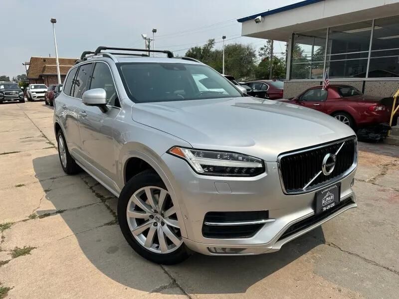 2018 VOLVO XC90
