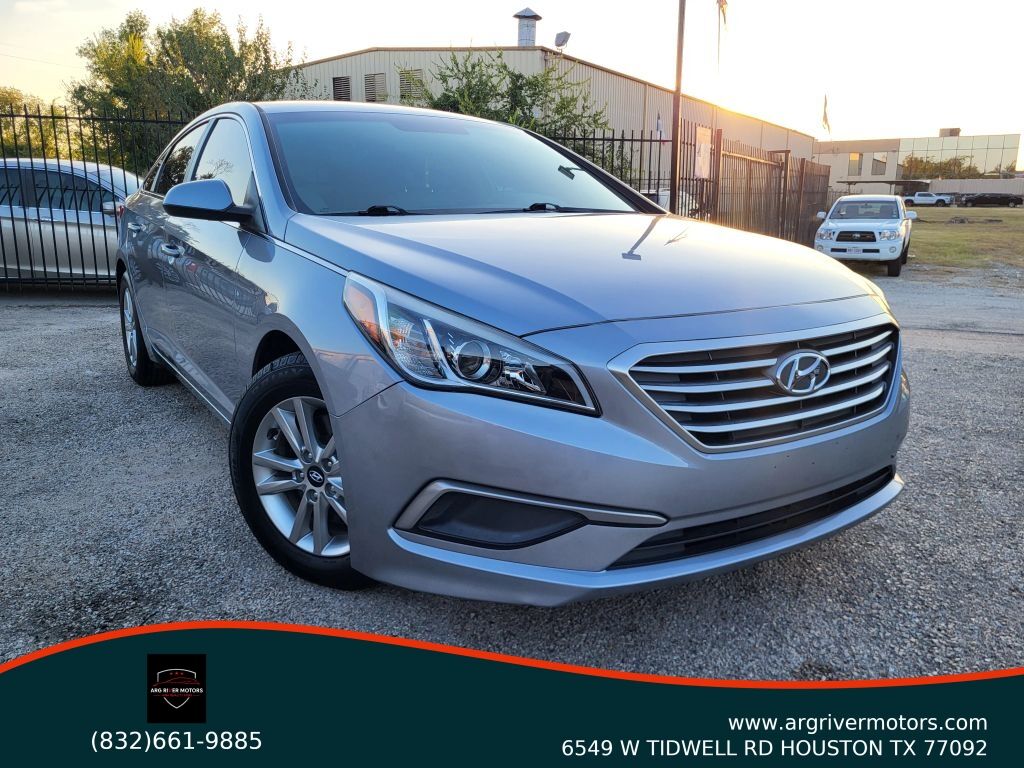 2017 HYUNDAI Sonata