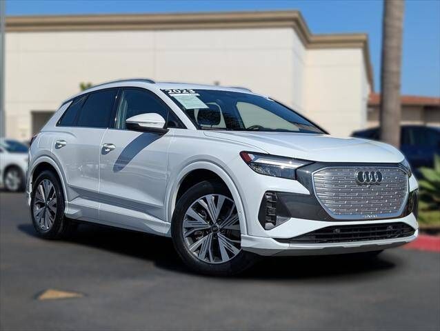 2023 AUDI Q4