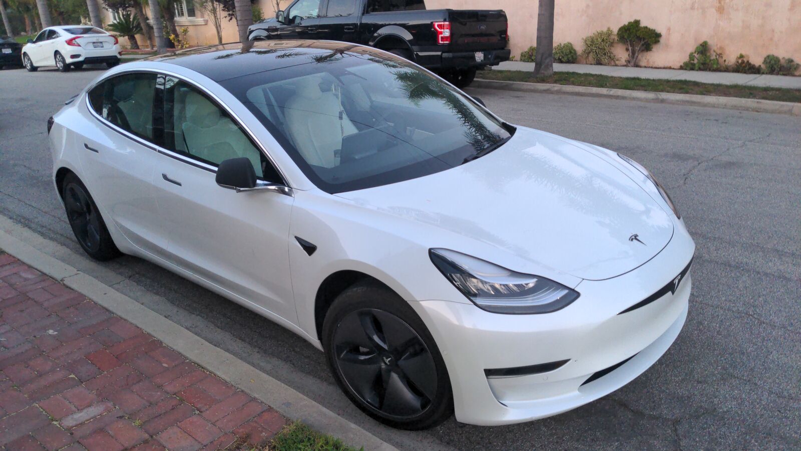 2020 TESLA Model 3