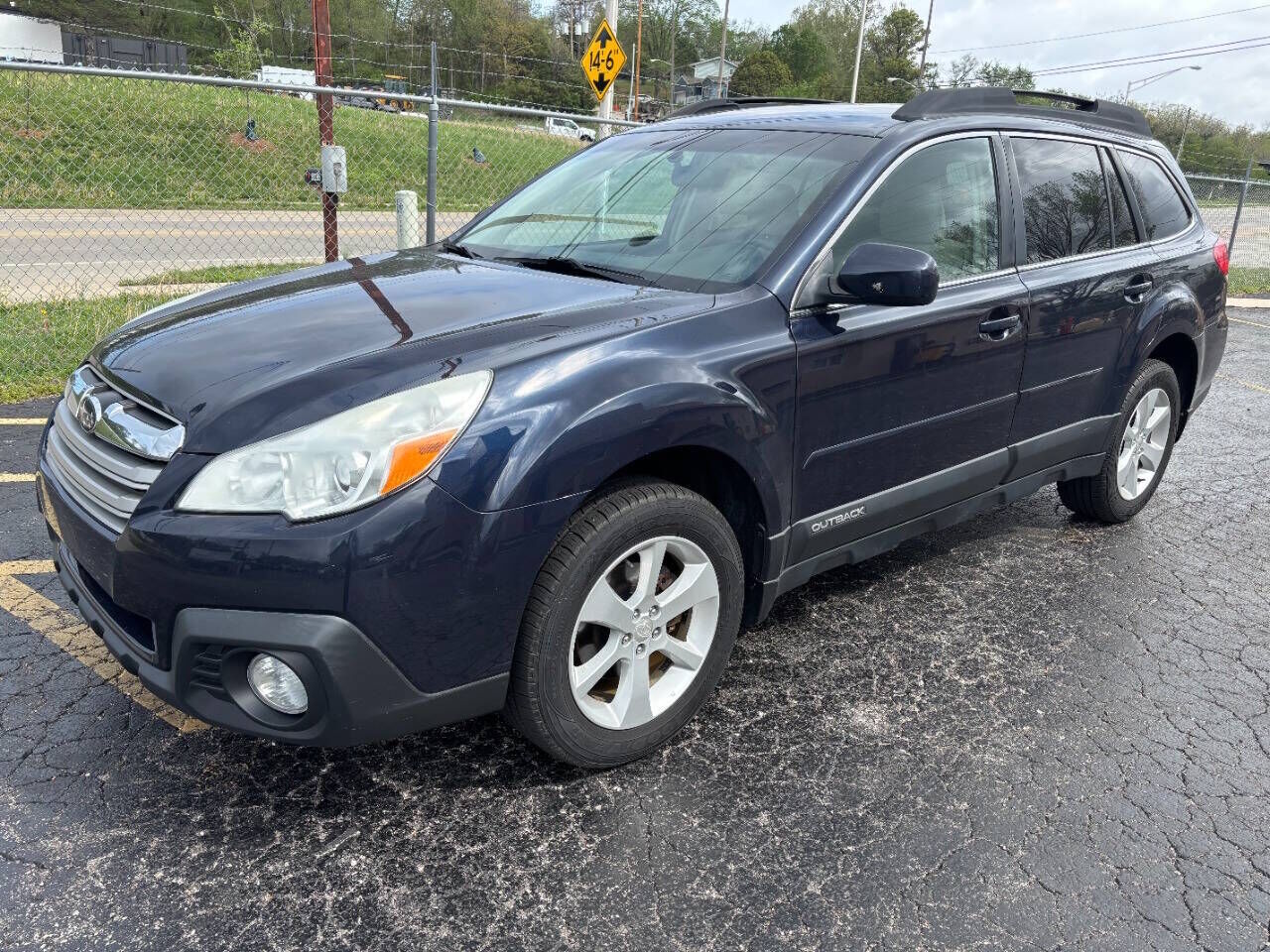 2014 SUBARU Outback