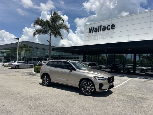 2024 VOLVO XC60