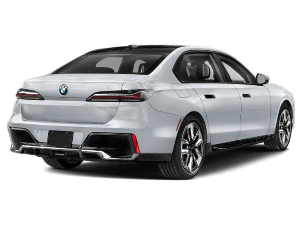 2024 BMW 740i