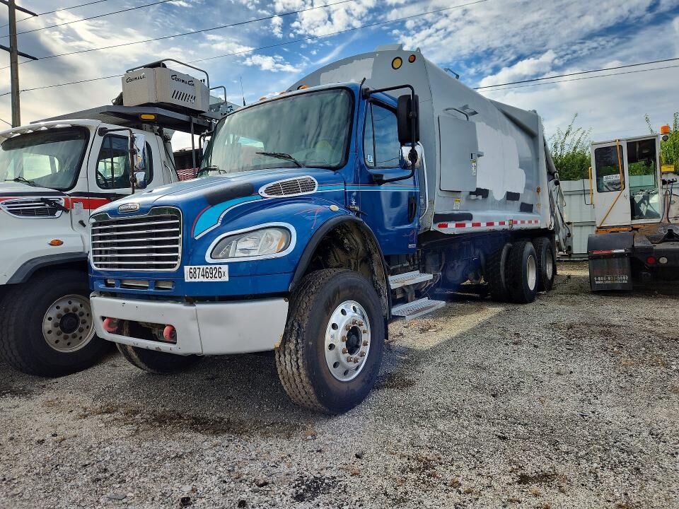 2007 FREIGHTLINER M2