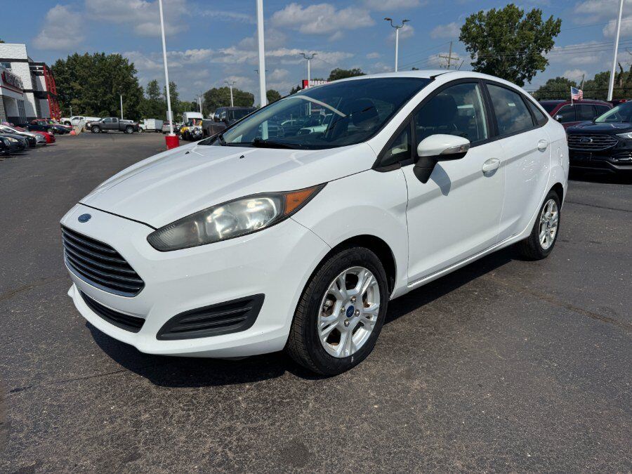 2016 FORD Fiesta