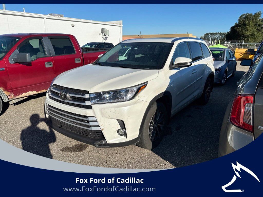 2018 TOYOTA Highlander