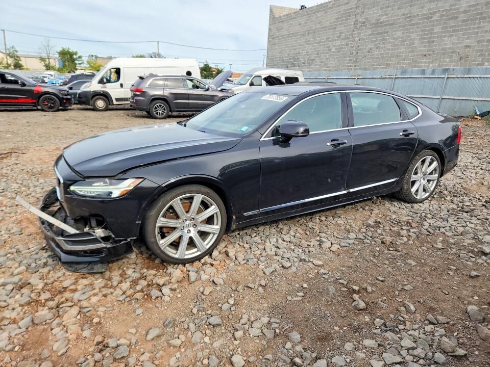 2020 VOLVO S90