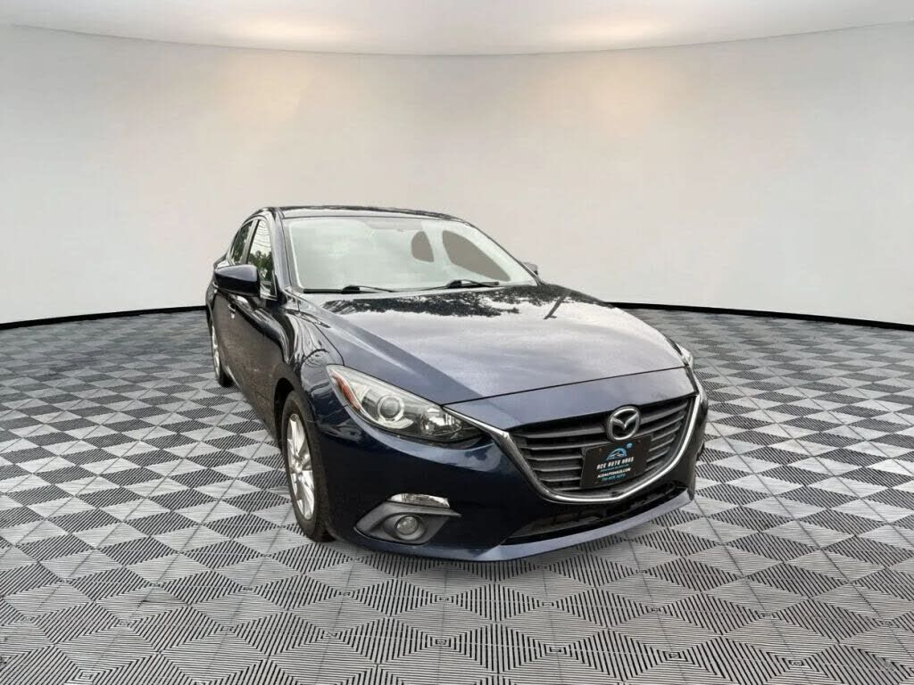 2015 MAZDA Mazda3