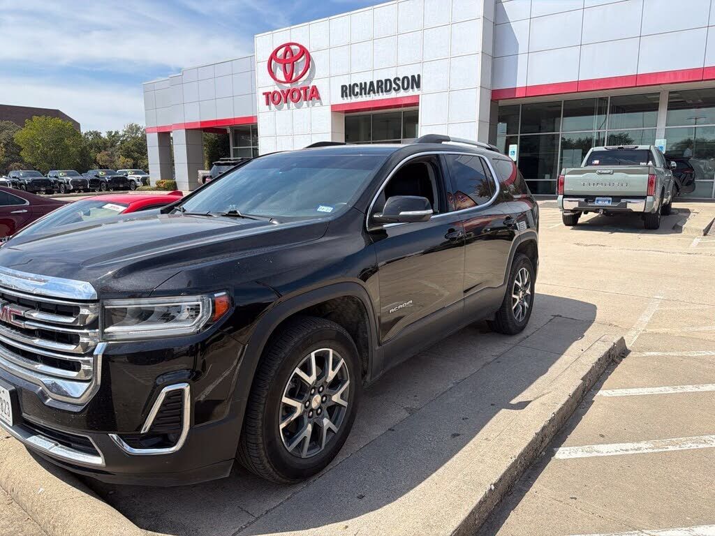 2023 GMC Acadia