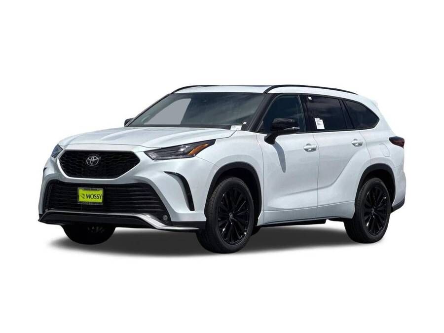 2026 TOYOTA Highlander