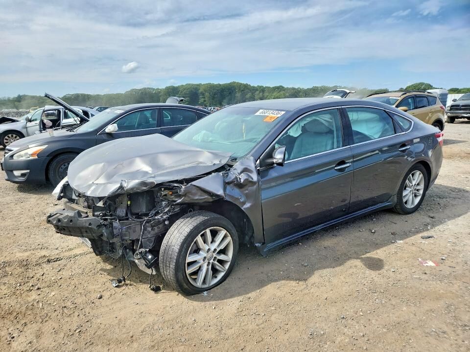 2014 TOYOTA Avalon