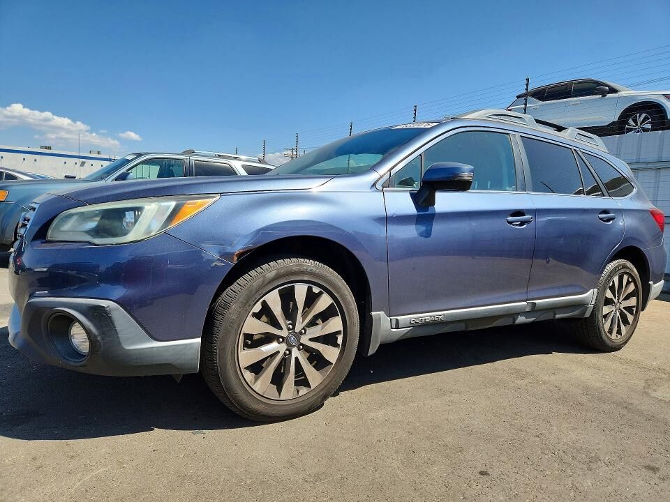 2015 SUBARU Outback