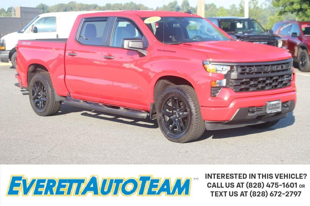 2025 CHEVROLET Silverado