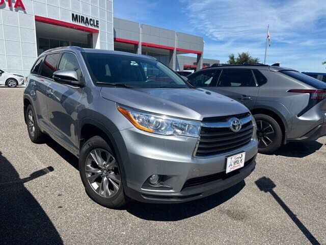 2014 TOYOTA Highlander