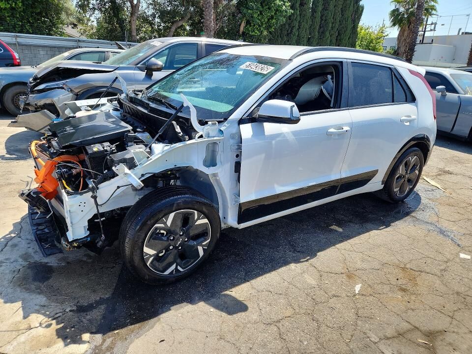 2025 KIA Niro