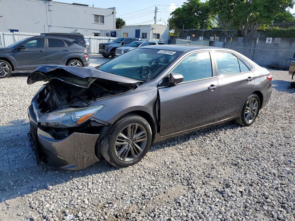 2017 TOYOTA Camry