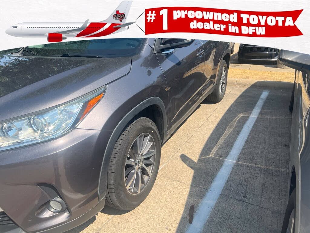 2019 TOYOTA Highlander