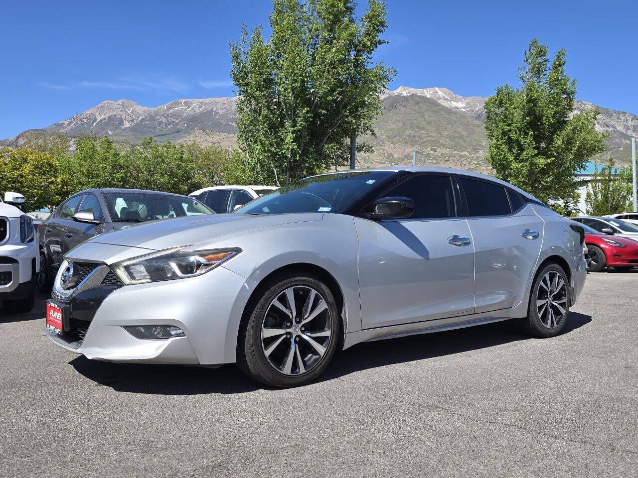 2017 NISSAN Maxima