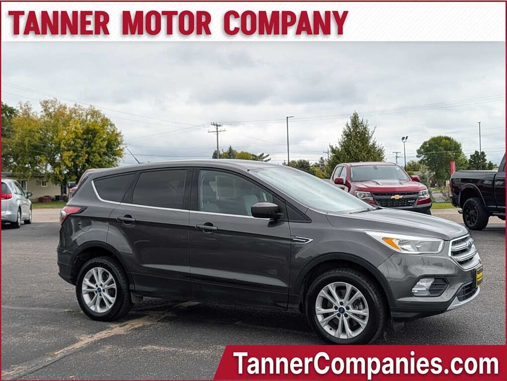 2017 FORD Escape