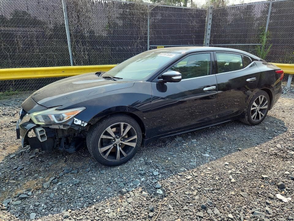 2017 NISSAN Maxima