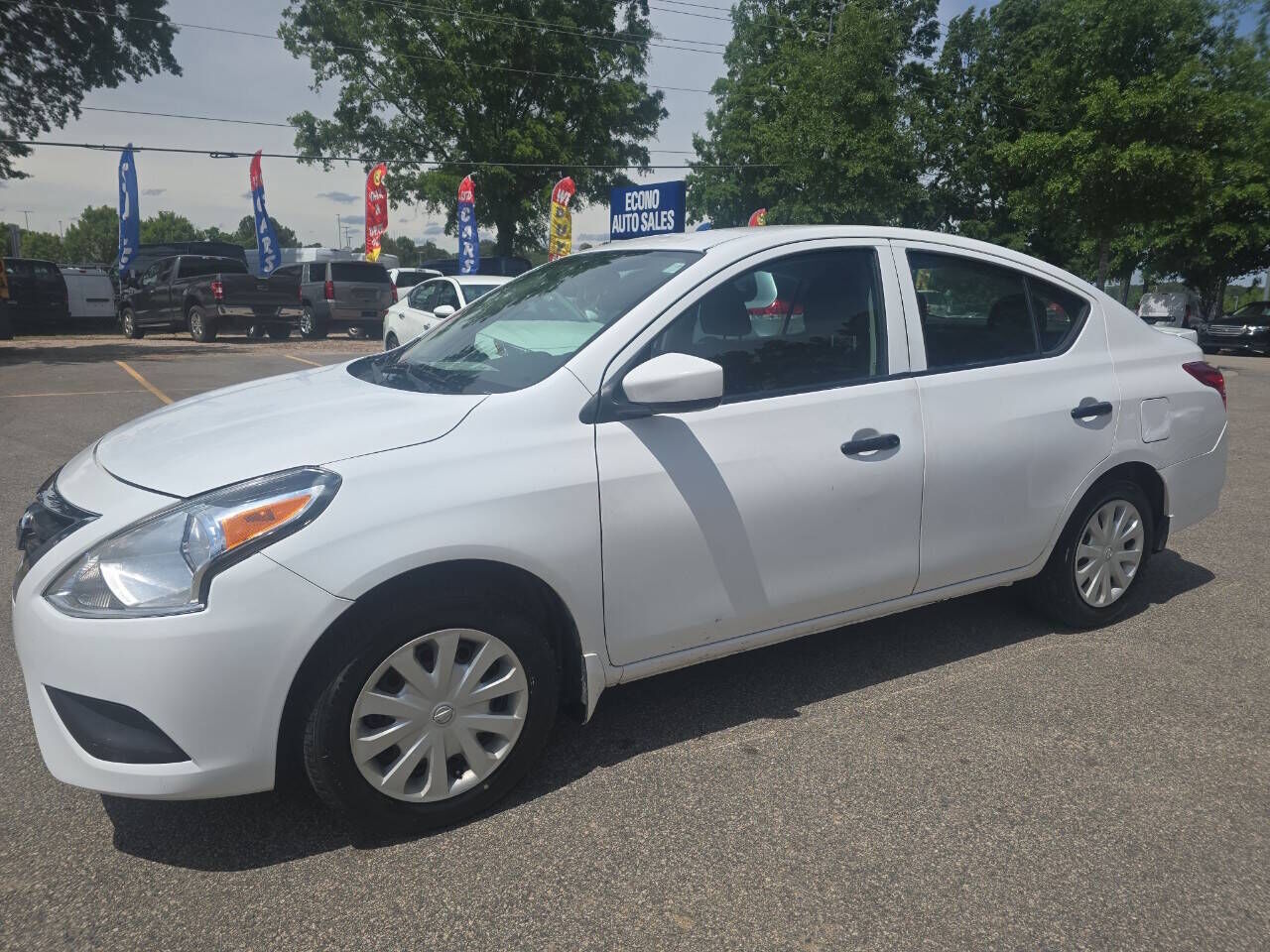 2018 NISSAN Versa