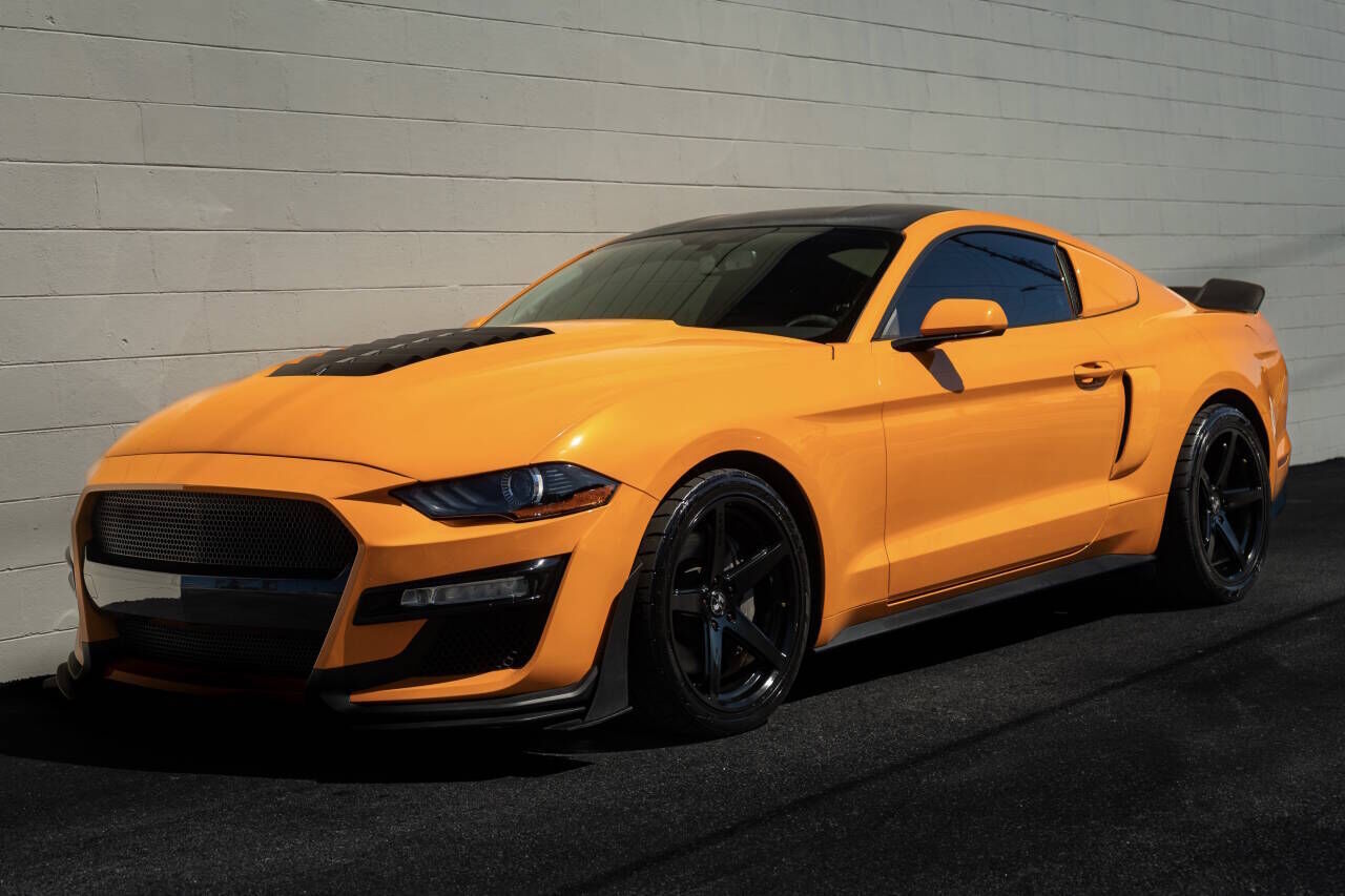 2019 FORD Mustang