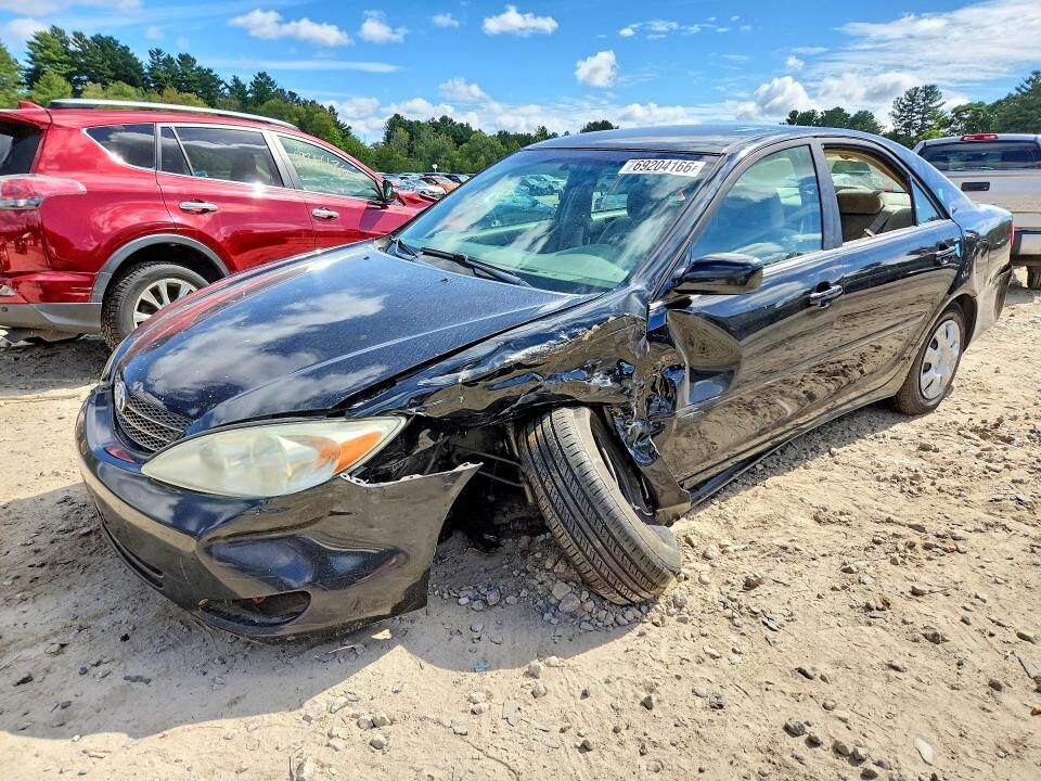 2004 TOYOTA Camry