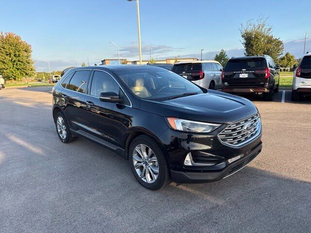 2019 FORD Edge