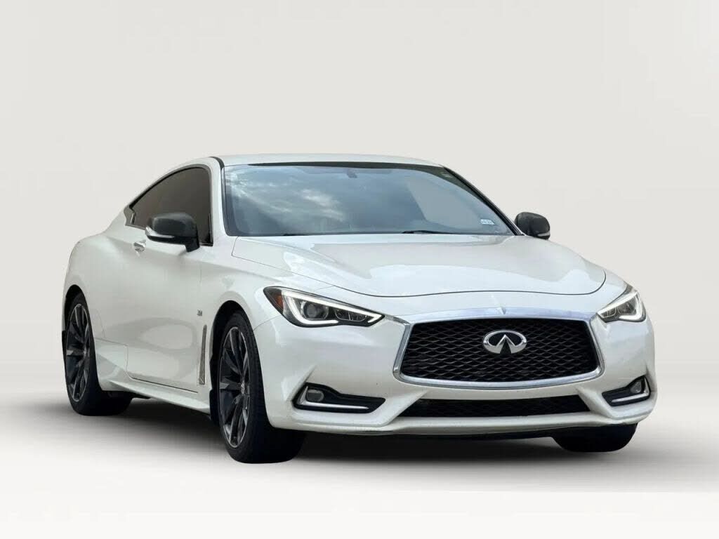 2017 INFINITI Q60