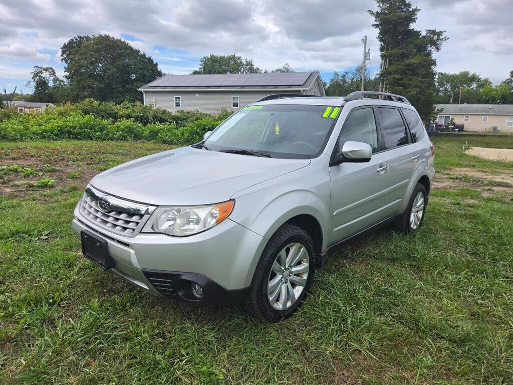 2011 SUBARU Forester